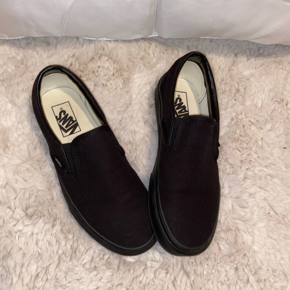 Black Vans